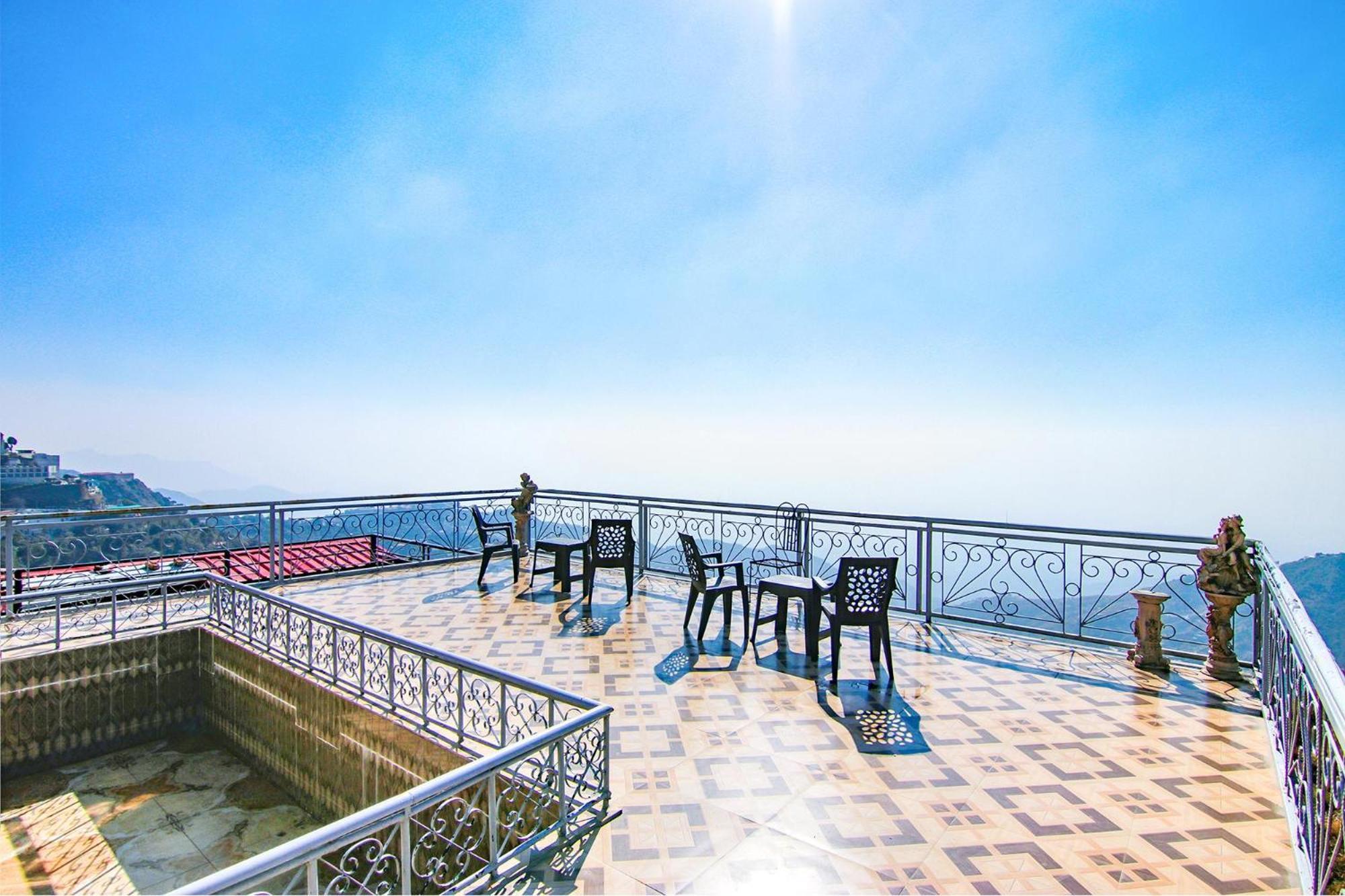 Fabexpress Kalsia Homestay - Nr Radha Krishna Mandir 穆索里 外观 照片
