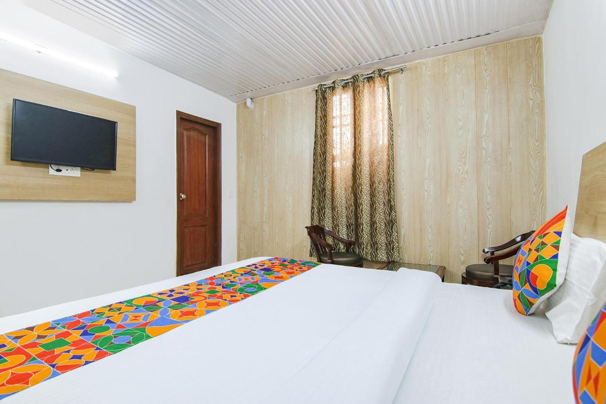 Fabexpress Kalsia Homestay - Nr Radha Krishna Mandir 穆索里 外观 照片