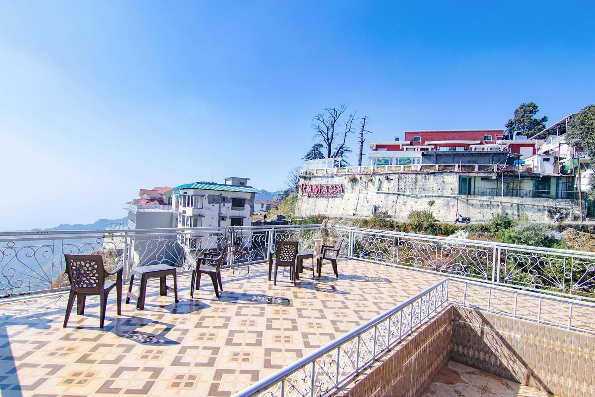 Fabexpress Kalsia Homestay - Nr Radha Krishna Mandir 穆索里 外观 照片