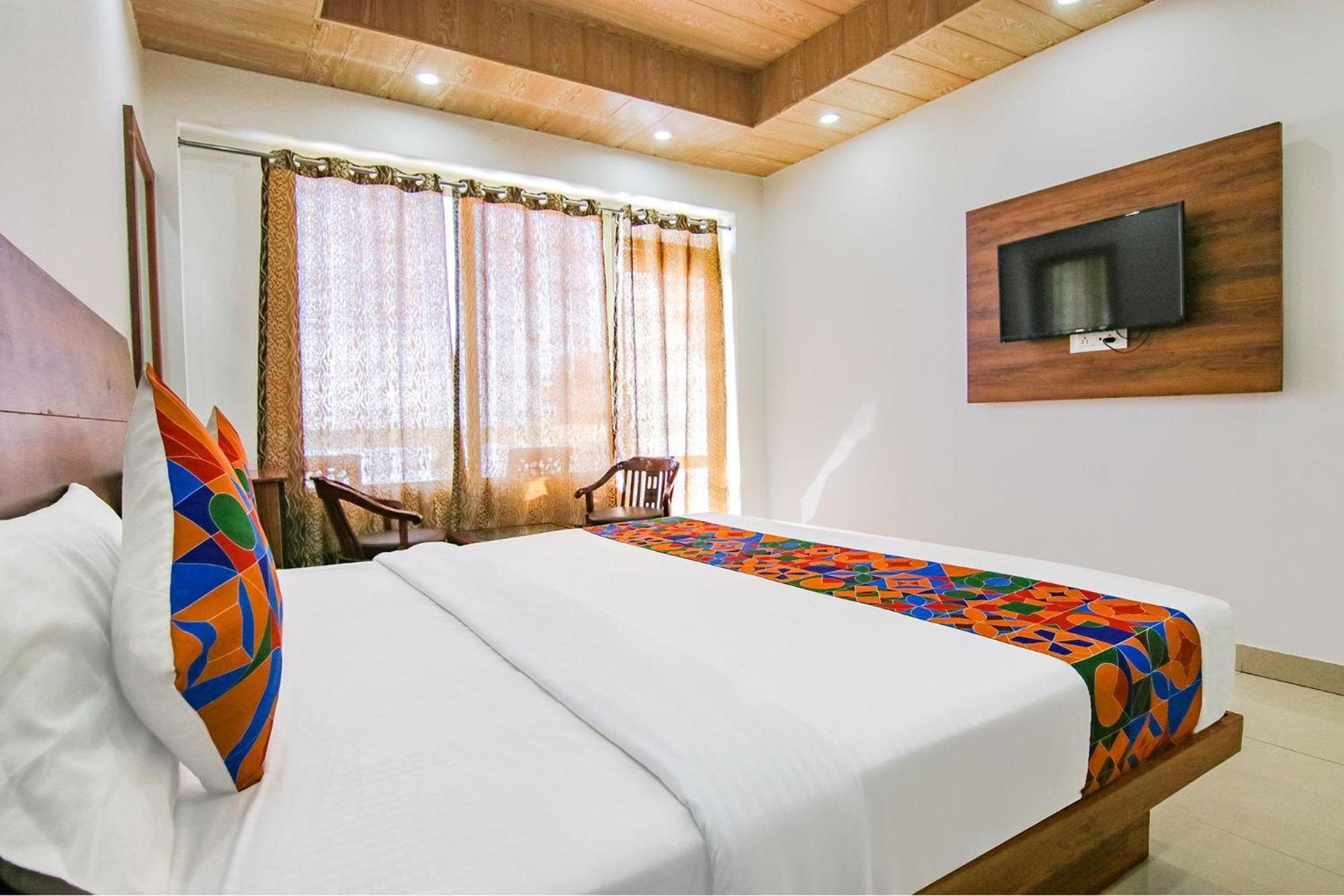 Fabexpress Kalsia Homestay - Nr Radha Krishna Mandir 穆索里 外观 照片